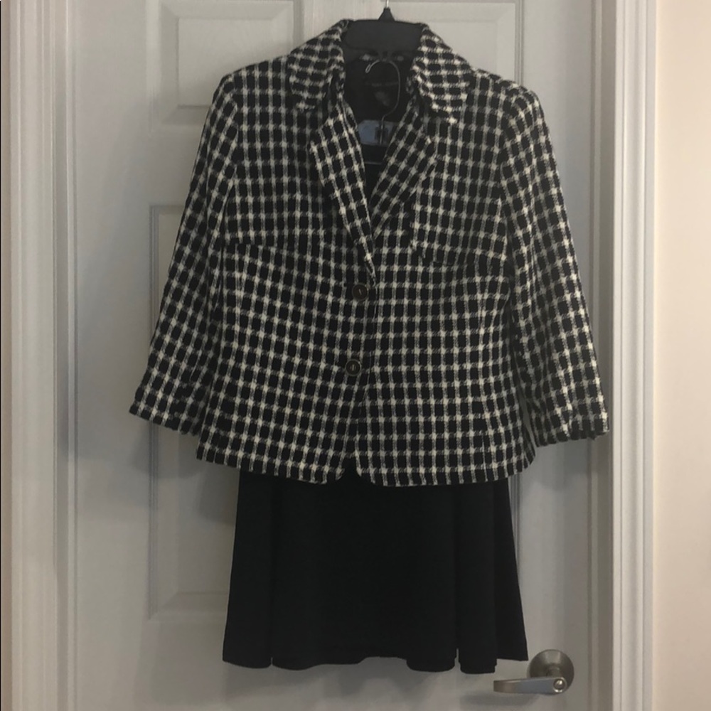 NY & CO Navy Suit Jacket & Skirt - SZ 10